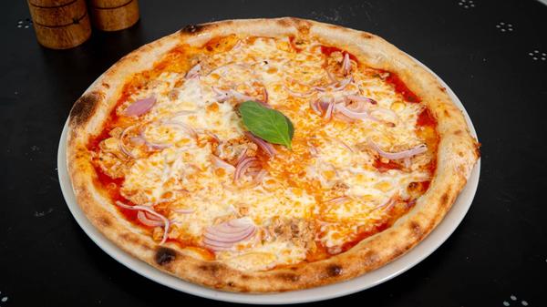 Pizza Tonno e Cipolla